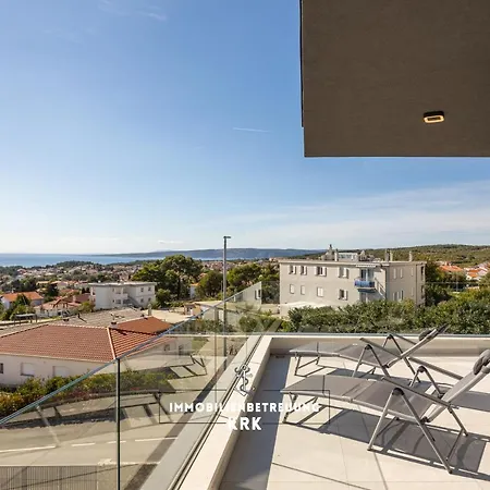 Appartement Penthouse Seaview Emilia Krk Town