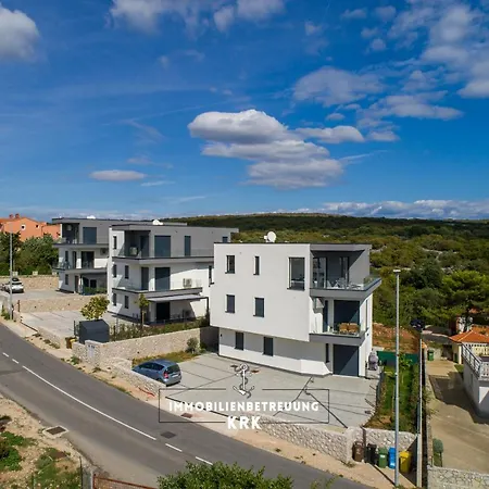 Penthouse Seaview Emilia Apartamento