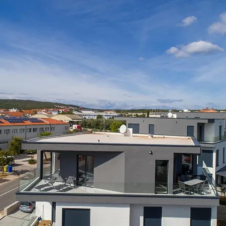 Apartamento Penthouse Seaview Emilia