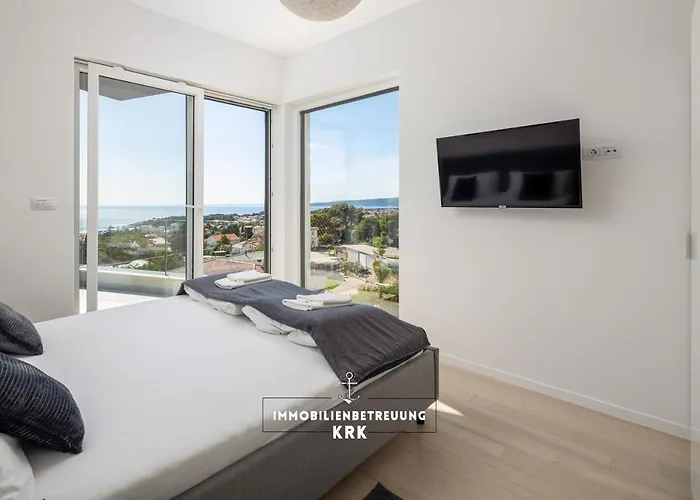 Penthouse Seaview Emilia